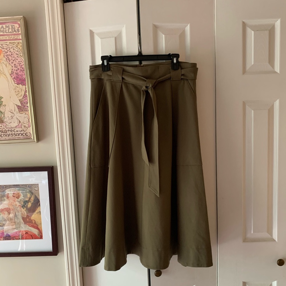 Banana Republic Olive Ponte Midi Skirt w/Pockets